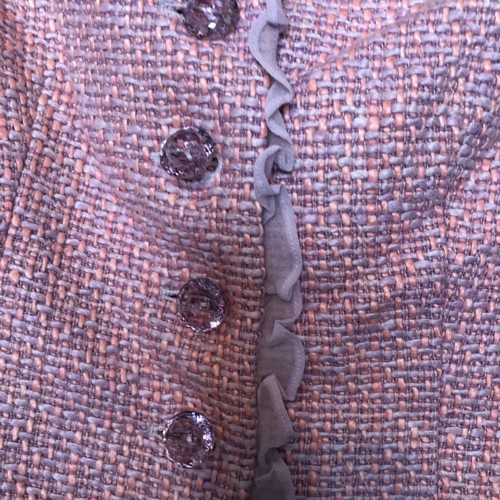 Jacket and skirt suit - Picture 3 of 5